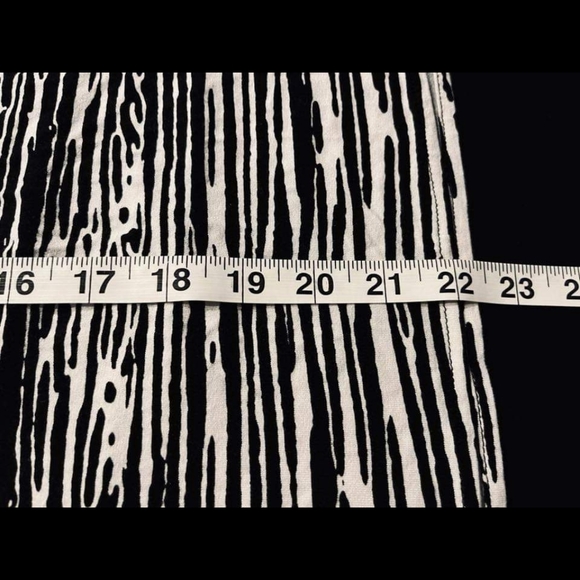 Lane Bryant skirt Sz 14/16 - Picture 6 of 8